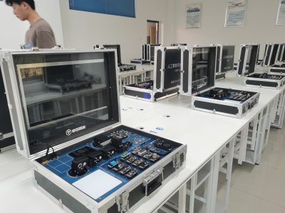 Starter Robotics Lab for Beginners 32 微信图片_202209281805484