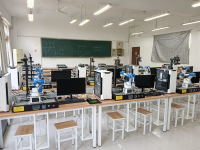 Starter Robotics Lab for Beginners 23 Shandong University of Technology 02